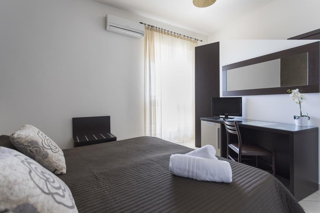 Beatus Suites And Rooms B&B Canicattì Εξωτερικό φωτογραφία