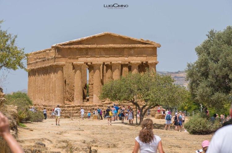 Beatus Suites And Rooms B&B Canicattì Εξωτερικό φωτογραφία